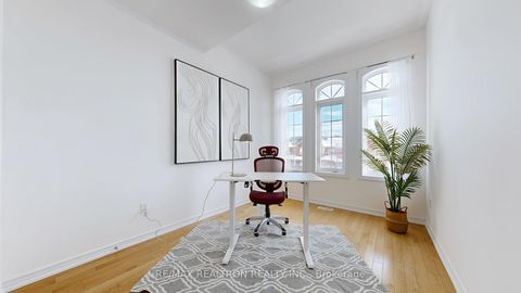 Photo 34 at 10 Gower Drive, Rural Aurora, Aurora