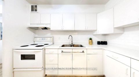 Photo 7 at 218 - 451 The West Mall, Etobicoke West Mall, Toronto