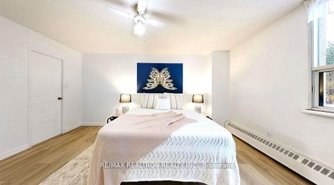 Photo 13 at 218 - 451 The West Mall, Etobicoke West Mall, Toronto