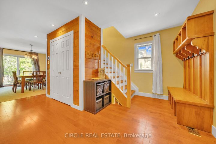 Photo 6 at 1043 Shaw Drive, Lakeview, Mississauga