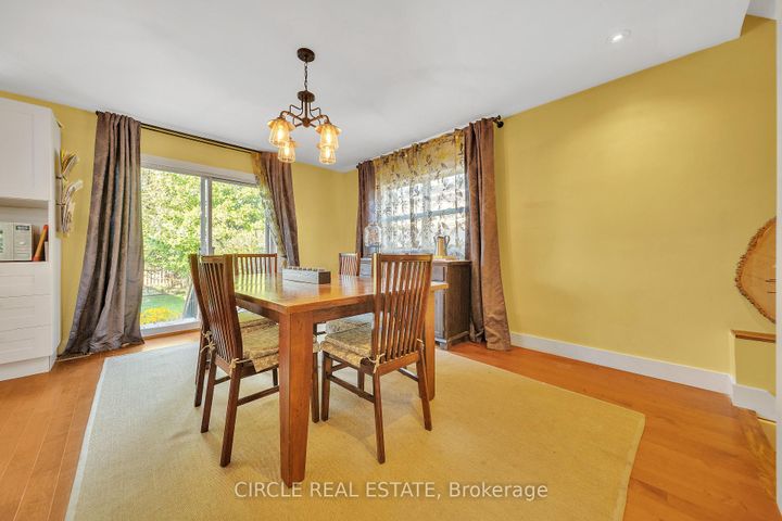 Photo 13 at 1043 Shaw Drive, Lakeview, Mississauga