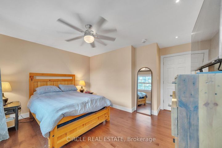 Photo 22 at 1043 Shaw Drive, Lakeview, Mississauga