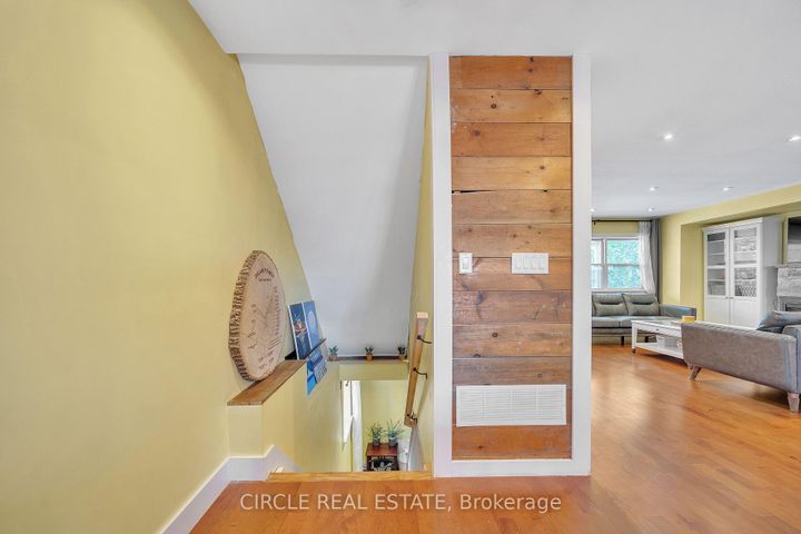 Photo 31 at 1043 Shaw Drive, Lakeview, Mississauga