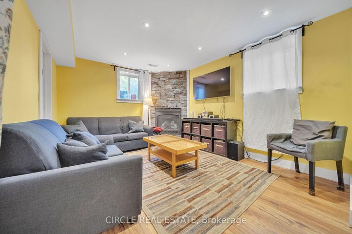 Photo 37 at 1043 Shaw Drive, Lakeview, Mississauga