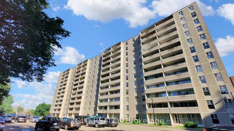 Photo 1 at 1015 - 2 Glamorgan Avenue, Dorset Park, Toronto