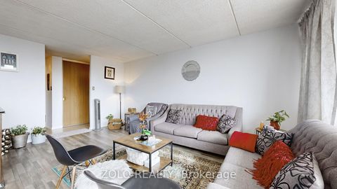 Photo 9 at 1015 - 2 Glamorgan Avenue, Dorset Park, Toronto