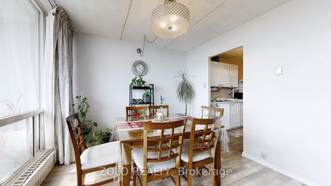 Photo 11 at 1015 - 2 Glamorgan Avenue, Dorset Park, Toronto