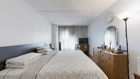 Photo 18 at 1015 - 2 Glamorgan Avenue, Dorset Park, Toronto