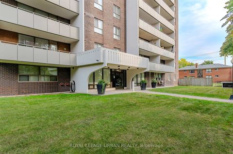 Photo 1 at 806 - 1135 Logan Avenue, Broadview North, Toronto