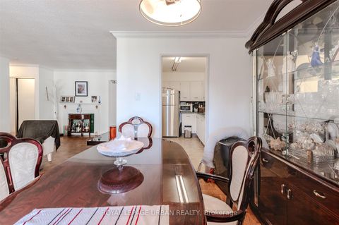 Photo 10 at 806 - 1135 Logan Avenue, Broadview North, Toronto