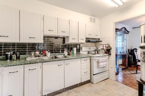 Photo 11 at 806 - 1135 Logan Avenue, Broadview North, Toronto
