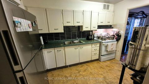 Photo 35 at 806 - 1135 Logan Avenue, Broadview North, Toronto