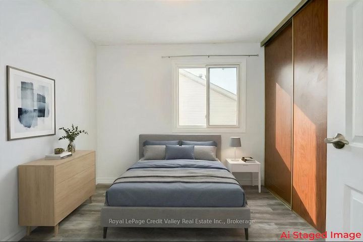 Photo 10 at 376 Hansen Road N, Madoc, Brampton