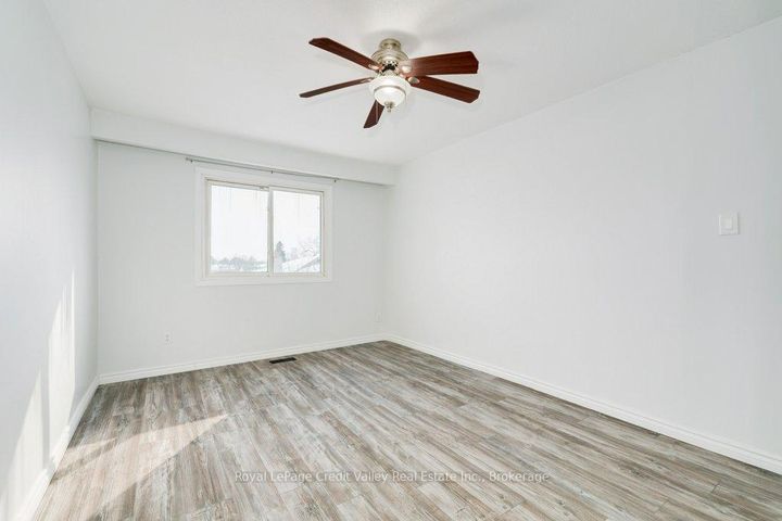 Photo 14 at 376 Hansen Road N, Madoc, Brampton