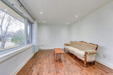 Photo 4 at 31 Genthorn Avenue, Kipling, Toronto