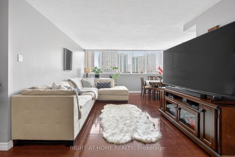 Photo 8 at 610 - 3590 Kaneff Crescent, Mississauga Valleys, Mississauga