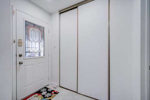 Photo 4 at 51 Whitley Castle Crescent, Agincourt North, Toronto