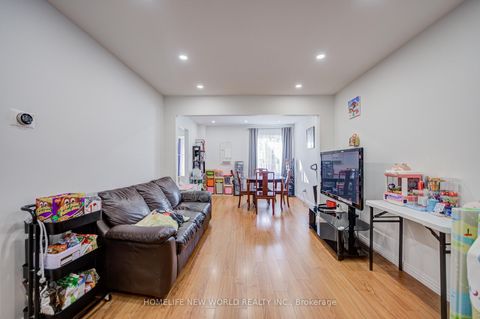 Photo 9 at 51 Whitley Castle Crescent, Agincourt North, Toronto