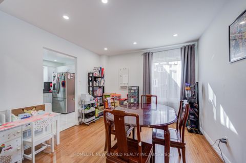 Photo 12 at 51 Whitley Castle Crescent, Agincourt North, Toronto