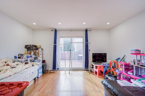 Photo 18 at 51 Whitley Castle Crescent, Agincourt North, Toronto