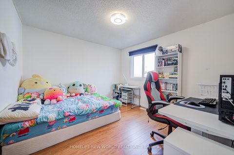 Photo 26 at 51 Whitley Castle Crescent, Agincourt North, Toronto