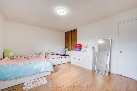 Photo 32 at 51 Whitley Castle Crescent, Agincourt North, Toronto