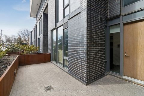 Photo 2 at TH109 - 160 Flemington Road E, Glen Park, Toronto