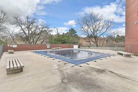 Photo 10 at 1602 - 2365 Kennedy Road, Malvern West, Toronto