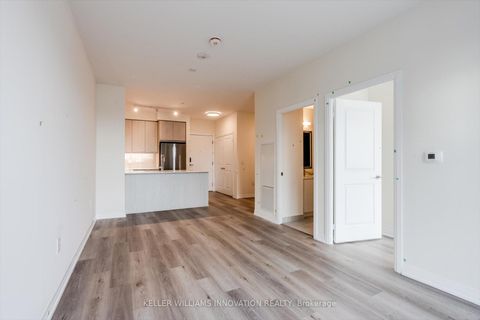 Photo 16 at 702 - 15 Watergarden Drive, Hurontario, Mississauga