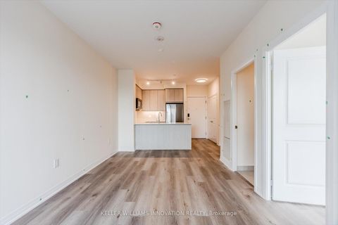 Photo 17 at 702 - 15 Watergarden Drive, Hurontario, Mississauga