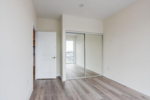 Photo 21 at 702 - 15 Watergarden Drive, Hurontario, Mississauga