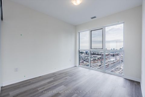 Photo 22 at 702 - 15 Watergarden Drive, Hurontario, Mississauga