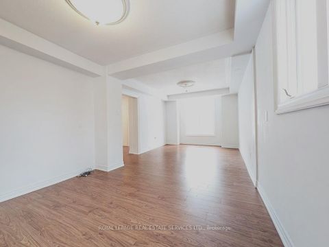 Photo 3 at 20 Holgate Street, Allandale, Barrie