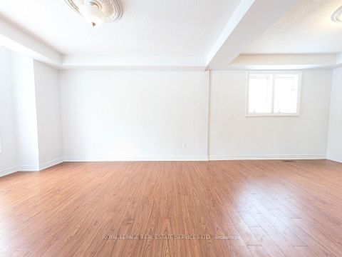 Photo 4 at 20 Holgate Street, Allandale, Barrie