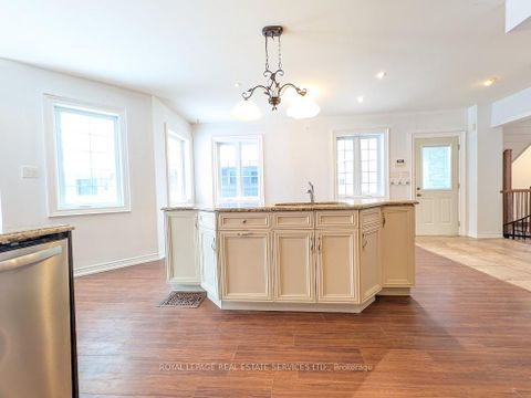 Photo 14 at 20 Holgate Street, Allandale, Barrie