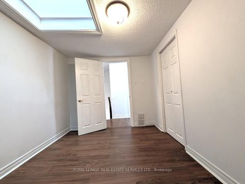 Photo 20 at 20 Holgate Street, Allandale, Barrie