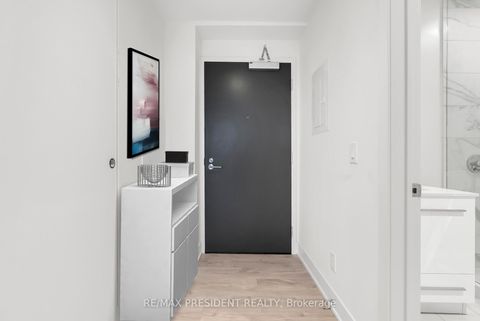 Photo 6 at 4202 - 8 Cumberland Street, Annex, Toronto