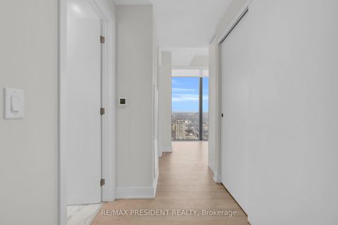 Photo 7 at 4202 - 8 Cumberland Street, Annex, Toronto