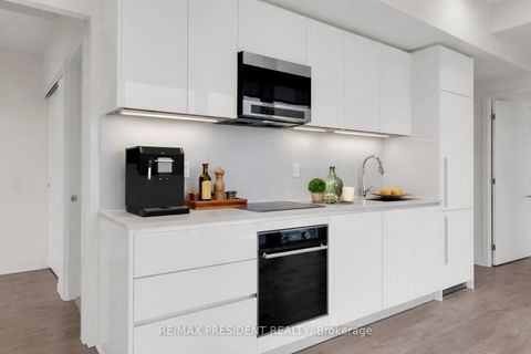 Photo 11 at 4202 - 8 Cumberland Street, Annex, Toronto