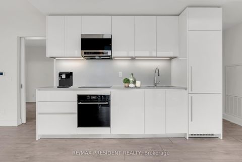 Photo 12 at 4202 - 8 Cumberland Street, Annex, Toronto