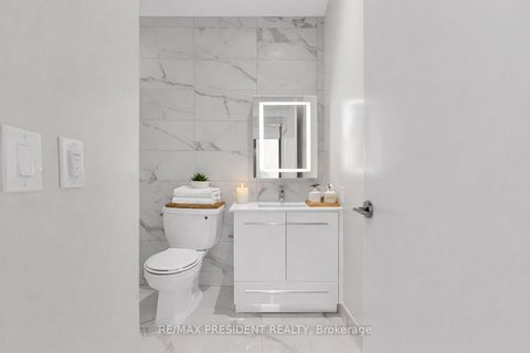 Photo 18 at 4202 - 8 Cumberland Street, Annex, Toronto