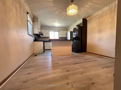 Photo 10 at 97 Reidmount Avenue, Malvern West, Toronto