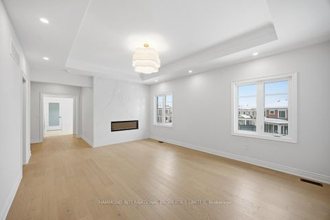 Photo 18 at 9 Lonergan Crescent, Steeles, Toronto