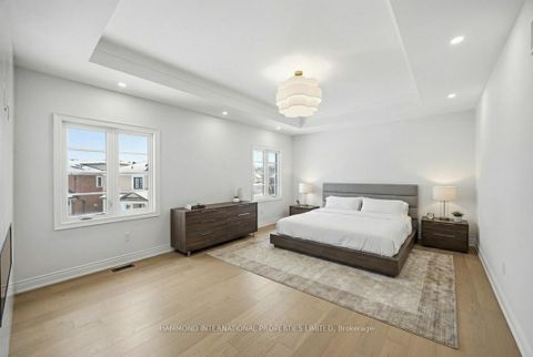 Photo 19 at 9 Lonergan Crescent, Steeles, Toronto