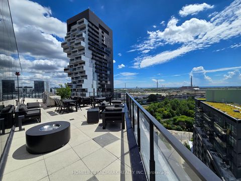 Photo 13 at #618 - 21 Lawren Harris Square, Waterfront Communities C8, Toronto