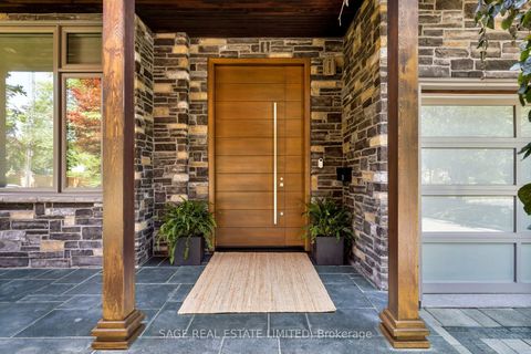 Photo 3 at 79 Fishleigh Drive, Cliffside, Toronto