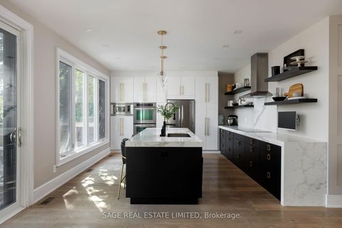 Photo 10 at 79 Fishleigh Drive, Cliffside, Toronto