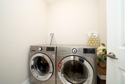 Photo 28 at 88 Brabin Circle, Rural Whitby, Whitby