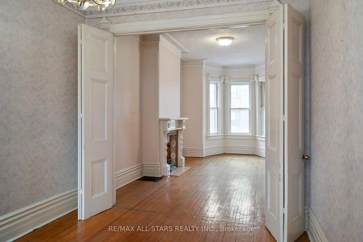 Photo 11 at 271 Lisgar Street, Little Portugal, Toronto