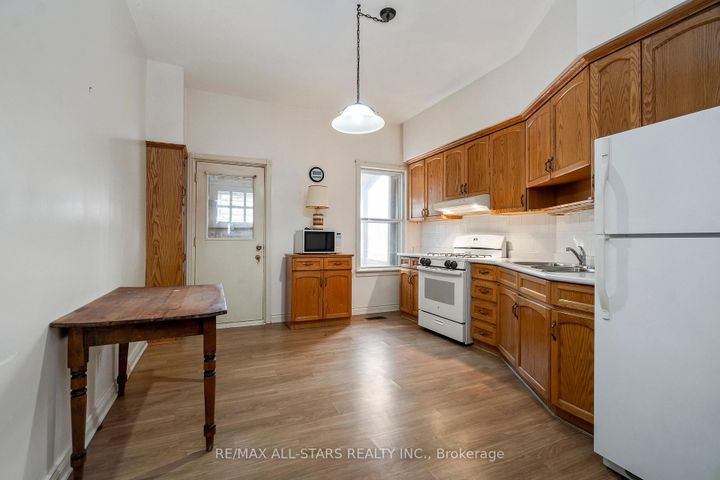 Photo 12 at 271 Lisgar Street, Little Portugal, Toronto